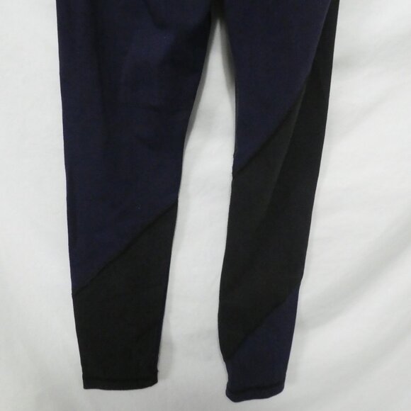 TNA - Aritzia | small | Black Leggings With Navy Blue Panel Front and Back - Picture 14 of 16